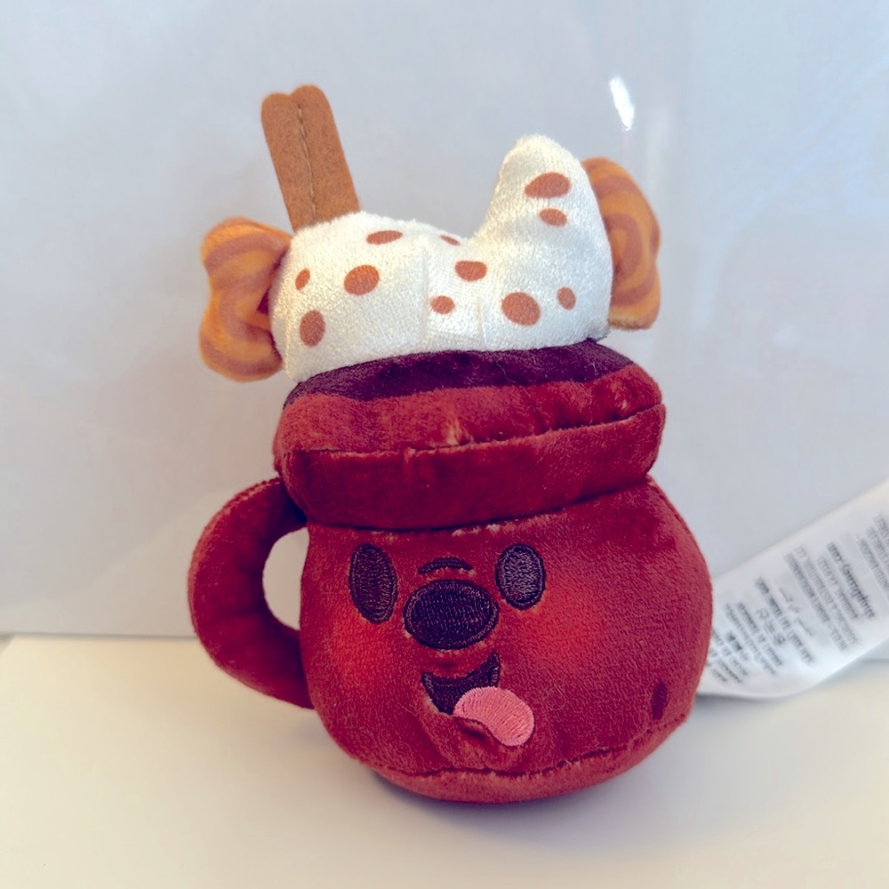 Disney Dante Hot Cocoa Munchling
